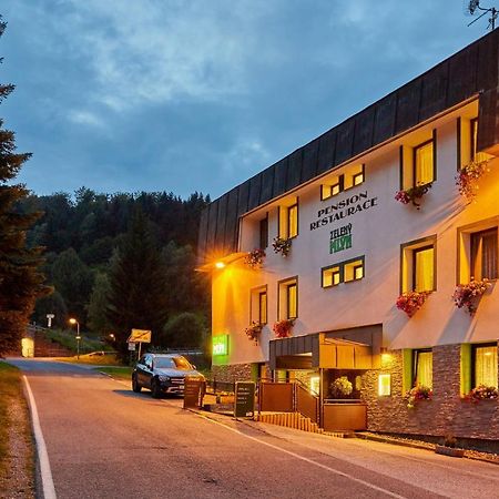 Pension & Restaurace Zeleny Mlyn Žacléř Exteriör bild